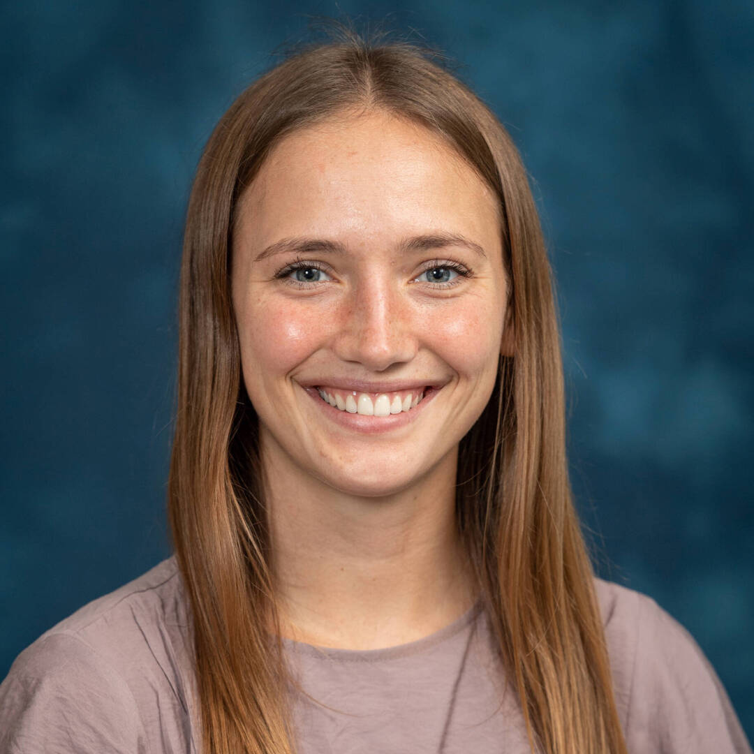 Dr Jenna Stolzman